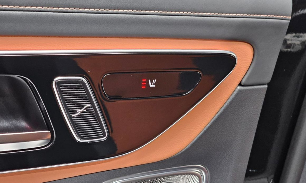 Mercedes-Benz GLC-Class GLC300 4MATIC AMG Line, 2024