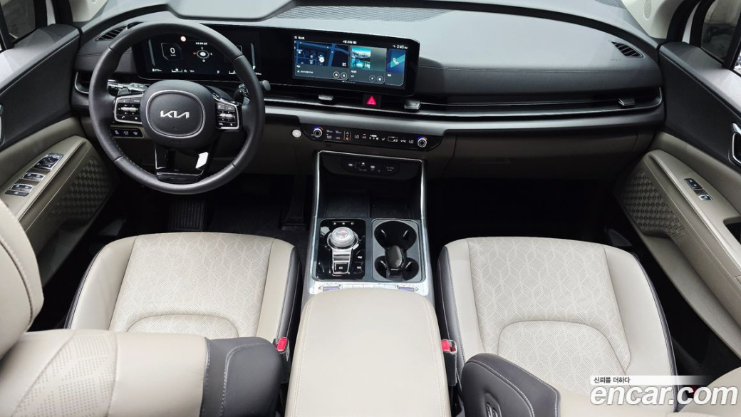 Kia Carnival 9-Seater Noblesse, 2025
