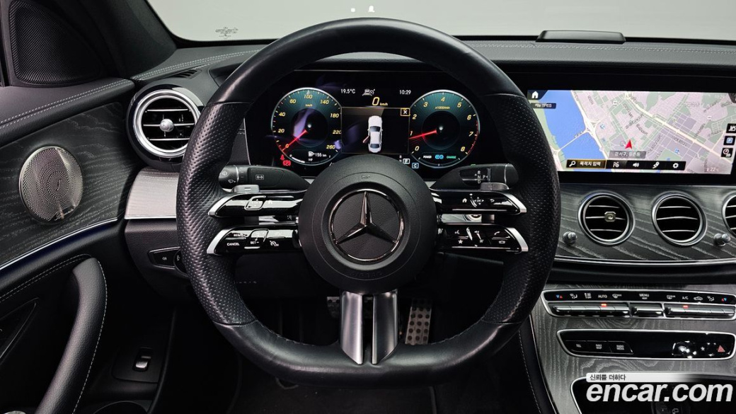 Mercedes-Benz E-Class E350 4MATIC AMG Line, 2021