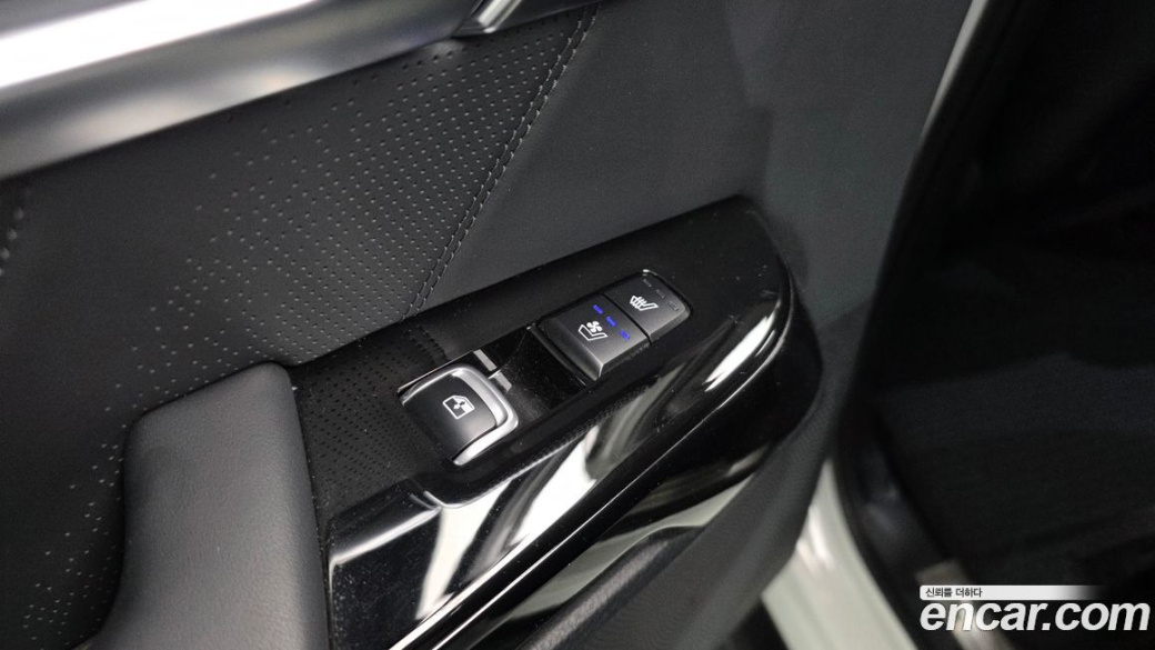 Kia Mohave Diesel 3.0 4WD 6-Seater, 2022
