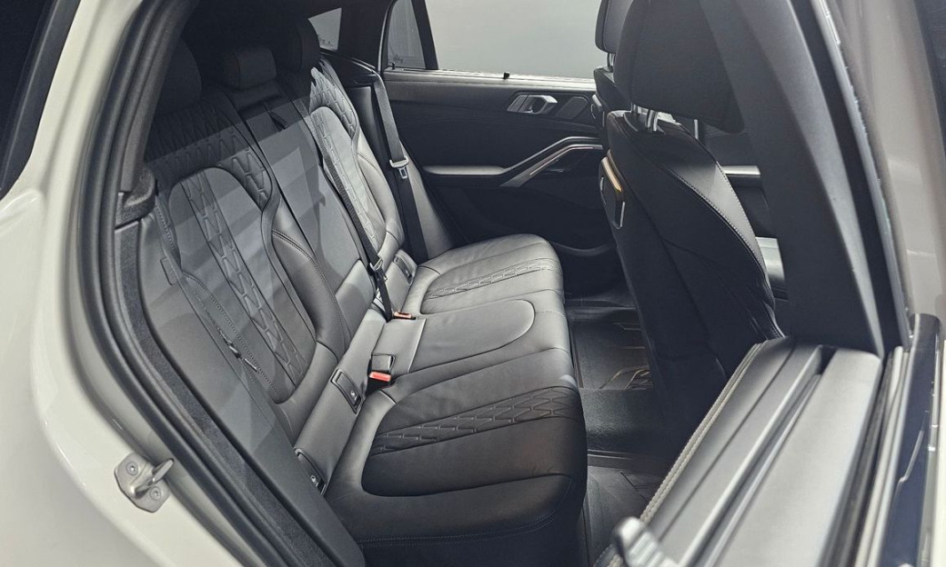 BMW X6 xDrive40i M Sport, 2024