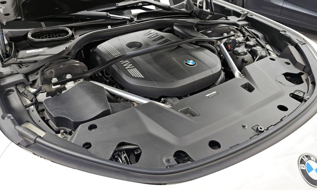 BMW 7-Series 740i sDrive M Sport, 2023