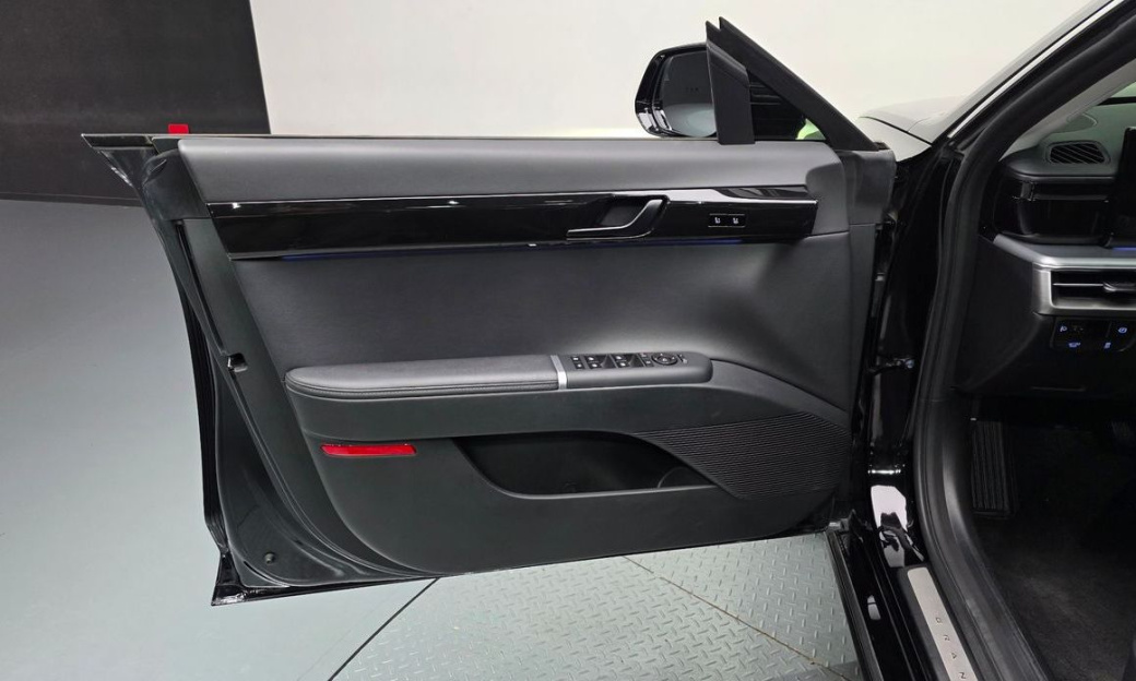 Hyundai Grandeur 2,5 Gasoline 2WD, 2023