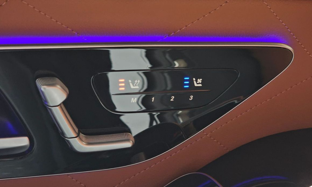 Mercedes-Benz S-Class S500 4MATIC, 2022