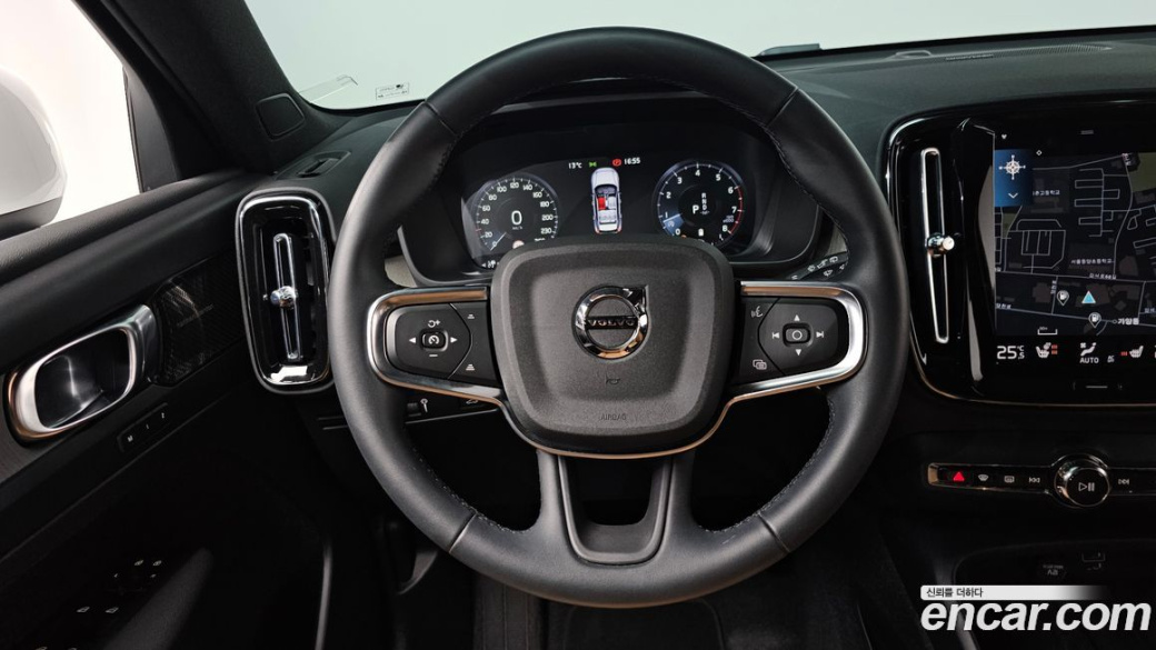 Volvo XC40 B4 Inscription, 2022