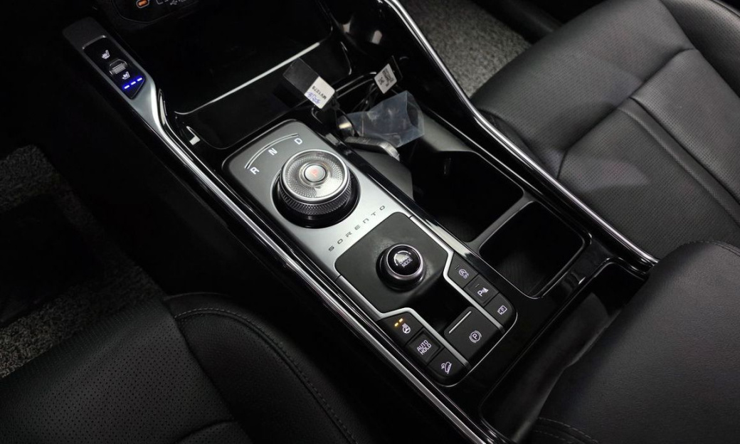 Kia Sorento Diesel 2.2 2WD, 2024