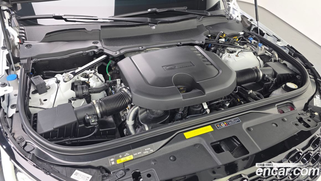 Land Rover Discovery D300 Dynamic HSE, 2024