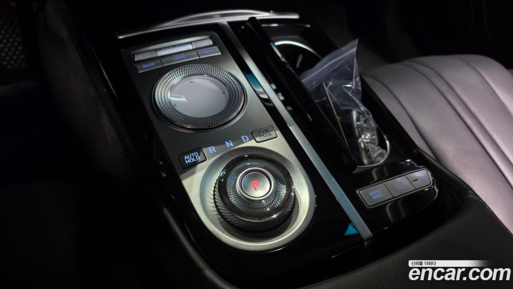 Genesis G80 Gasoline 2.5 Turbo AWD, 2022