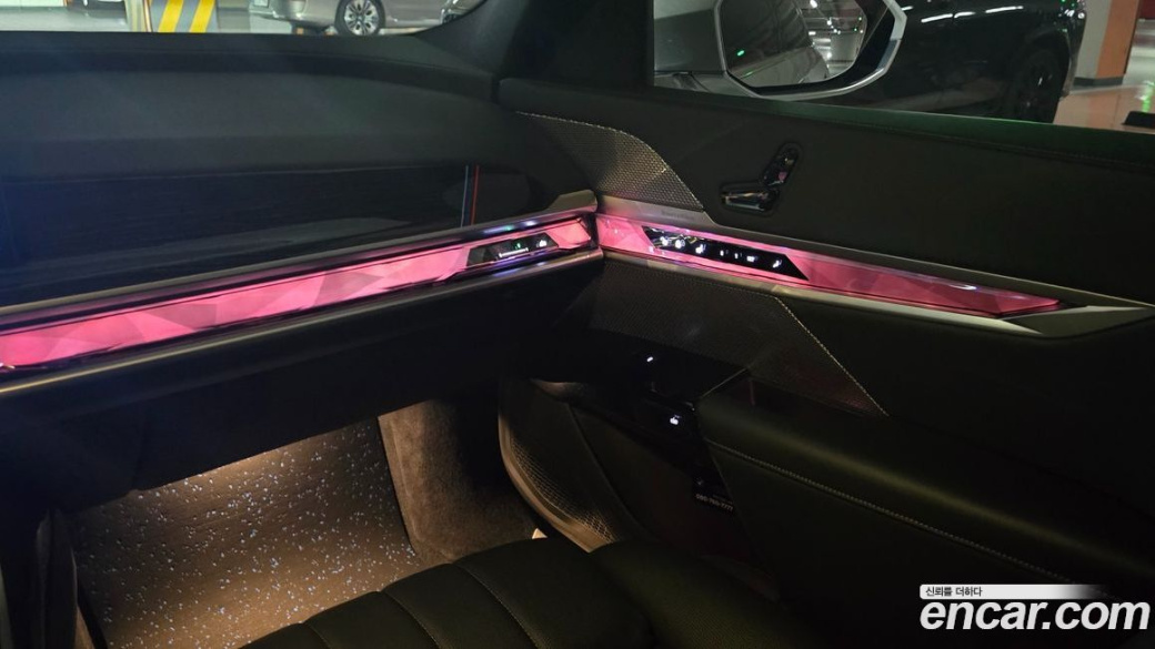 BMW 7-Series 740i xDrive M Sport, 2025
