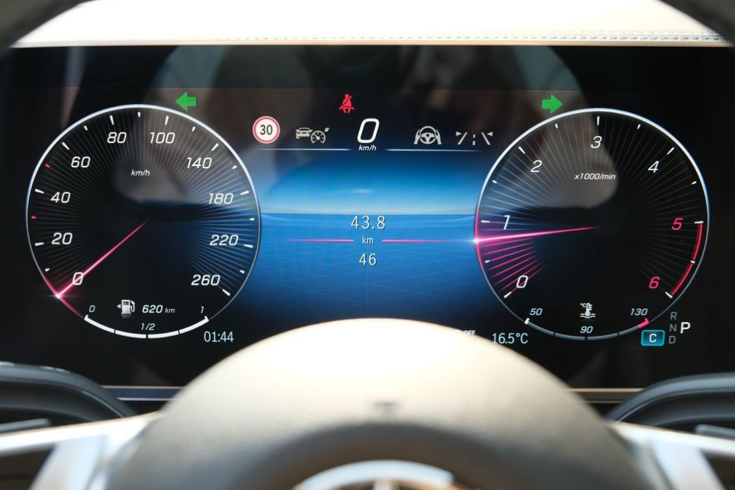 Mercedes-Benz V-Class V300 CDI, 2025
