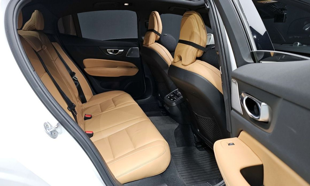 Volvo S60 B5 Ultimate Bright, 2024