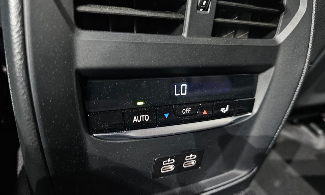 BMW 3-Series 320i M Sport, 2026