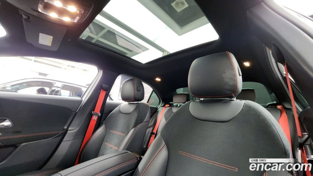 Mercedes-Benz A-Class AMG A35 4MATIC Sedan, 2022