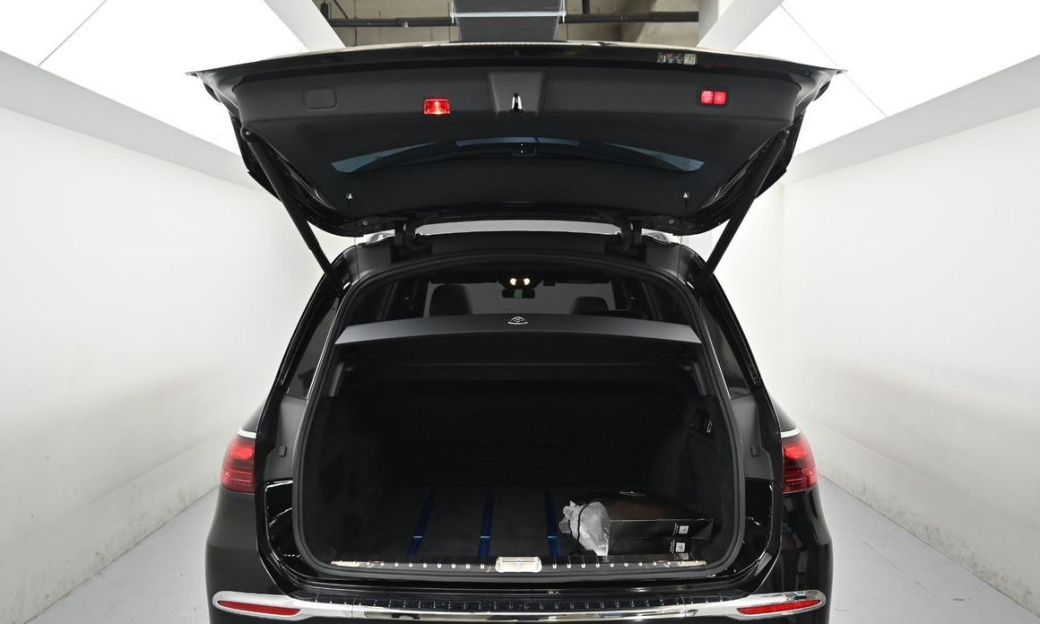 Mercedes-Benz GLS-Class Maybach GLS600 4MATIC, 2025