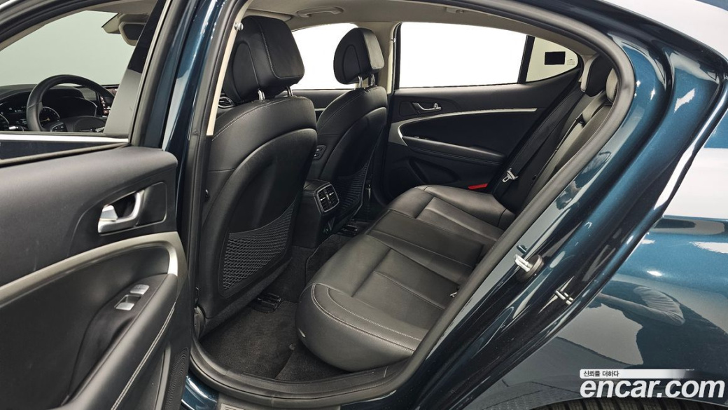 Genesis G70 Gasoline 2.0T 4WD, 2022