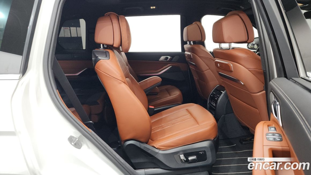 BMW X7 xDrive 40d M Sport 6STR, 2025