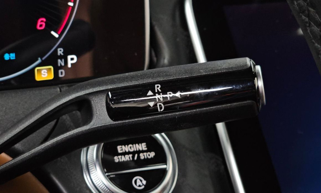 Mercedes-Benz E-Class E220d 4MATIC Exclusive, 2024