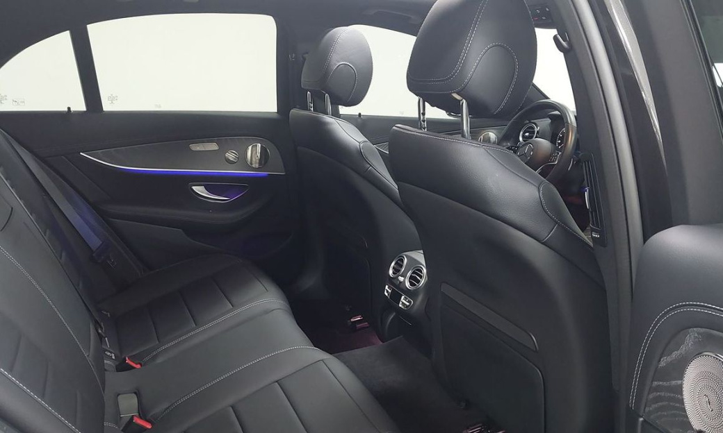 Mercedes-Benz E-Class E350 4MATIC Avantgarde, 2022