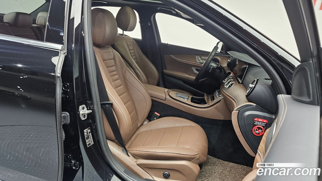 Mercedes-Benz E-Class E250 Exclusive, 2023