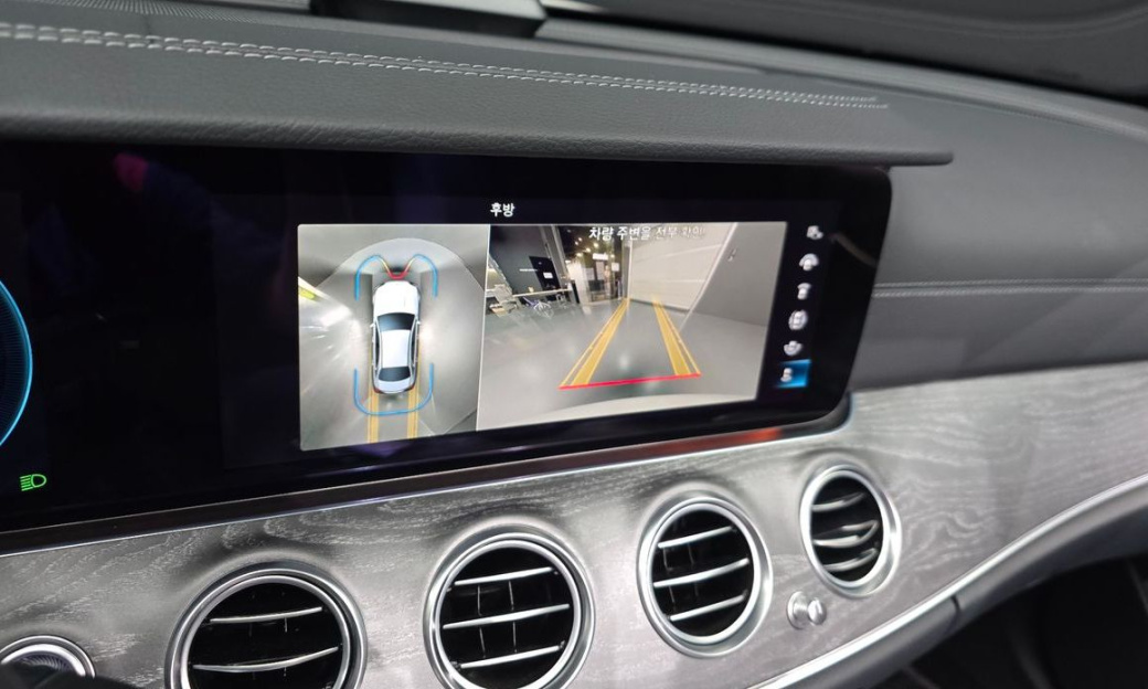 Mercedes-Benz E-Class E350 4MATIC Avantgarde, 2022