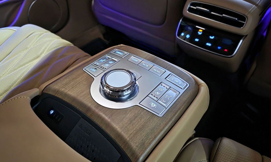 Genesis G80 Gasoline 2.5 Turbo AWD, 2026