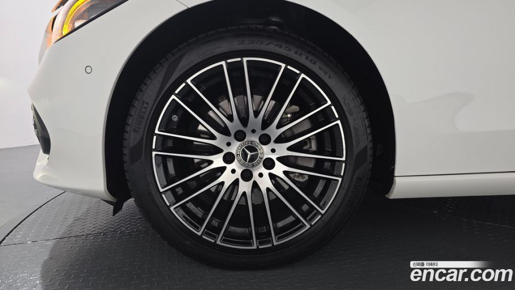 Mercedes-Benz C-Class C200 Avantgarde, 2024