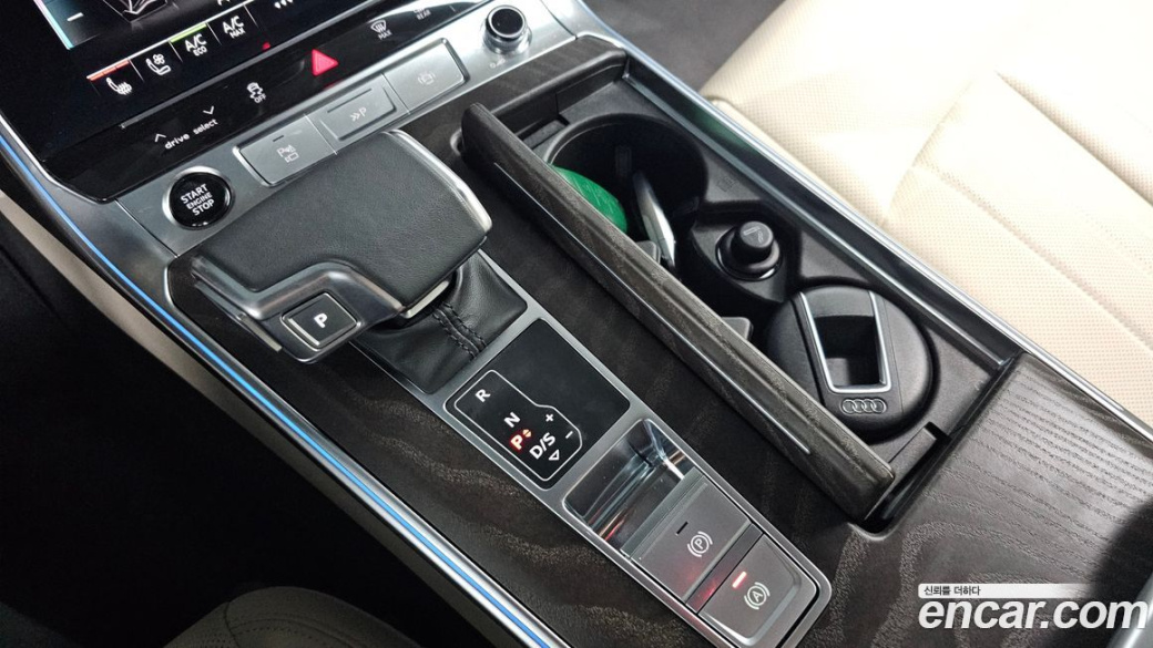 Audi A6 45 TFSI Premium, 2023