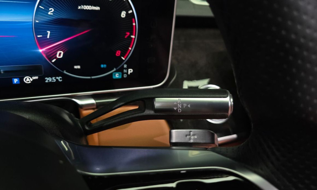 Mercedes-Benz S-Class S500L 4MATIC, 2022