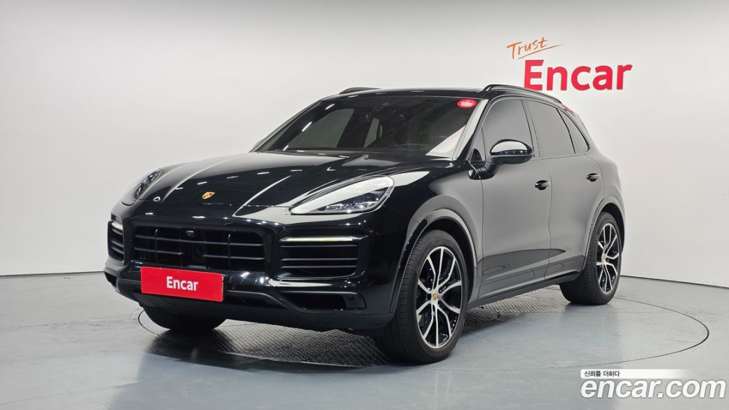 Porsche Cayenne 3.0 PLATINUM EDITION, 2023