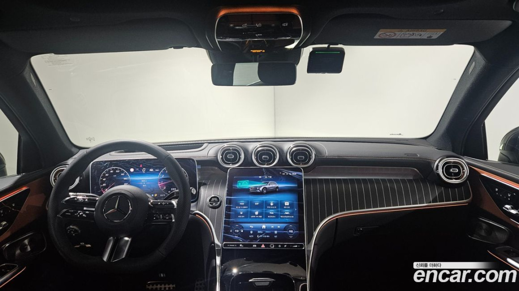 Mercedes-Benz GLC-Class GLC300 4MATIC AMG Line, 2026