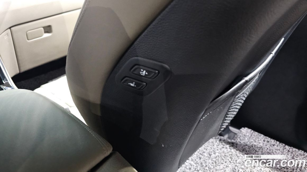 Kia Mohave Diesel 3.0 4WD 5-Seater, 2022