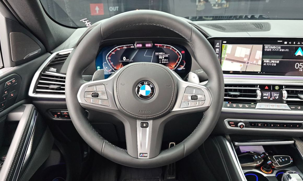BMW X6 xDrive40i M Sport, 2023