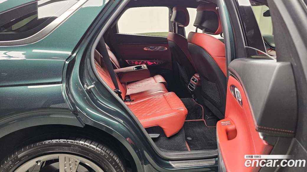 Genesis GV70 2.5T Gasoline AWD, 2022