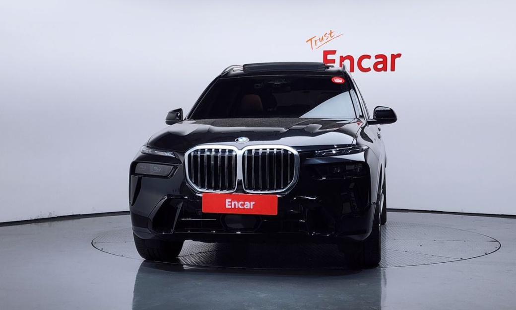 BMW X7 xDrive 40d M Sport 7 STR, 2025