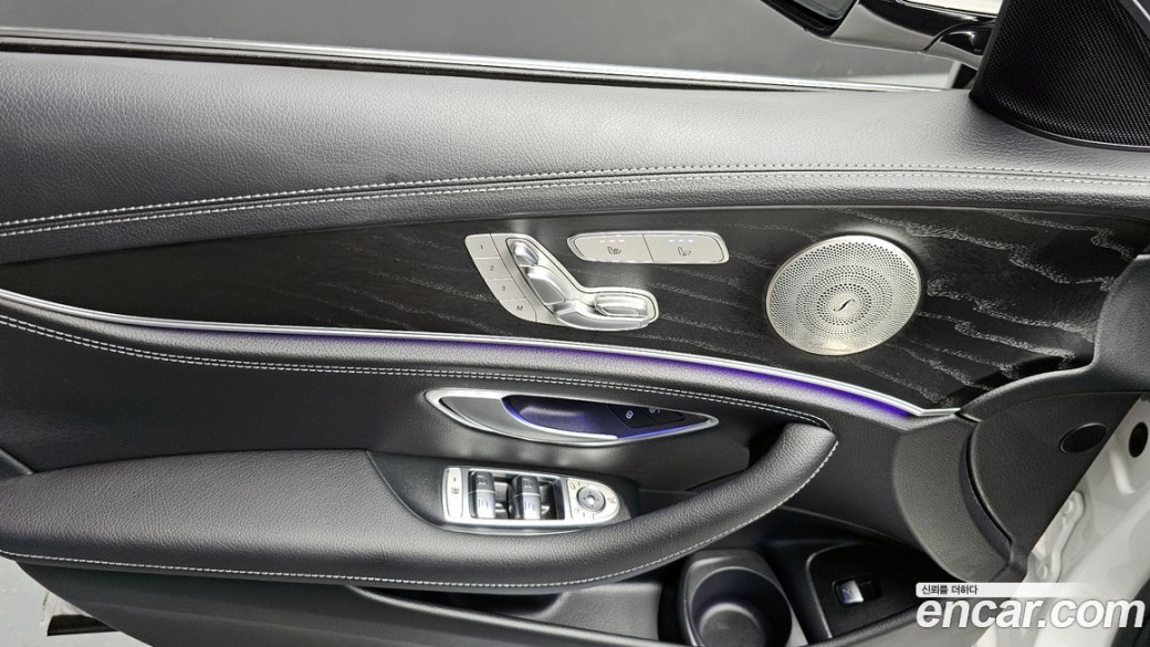 Mercedes-Benz E-Class E220d 4MATIC AMG Line, 2022