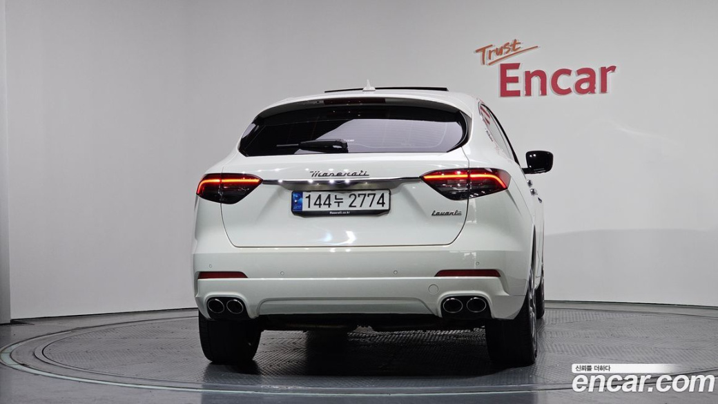 Maserati Levante 2.0 GT AWD, 2022