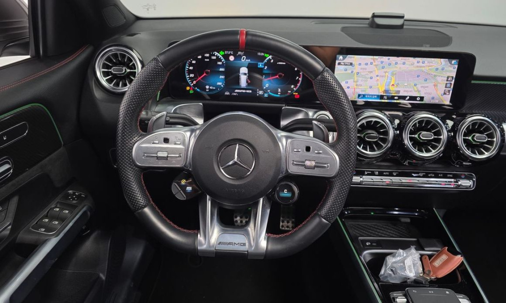 Mercedes-Benz GLB-Class AMG GLB35 4MATIC, 2023