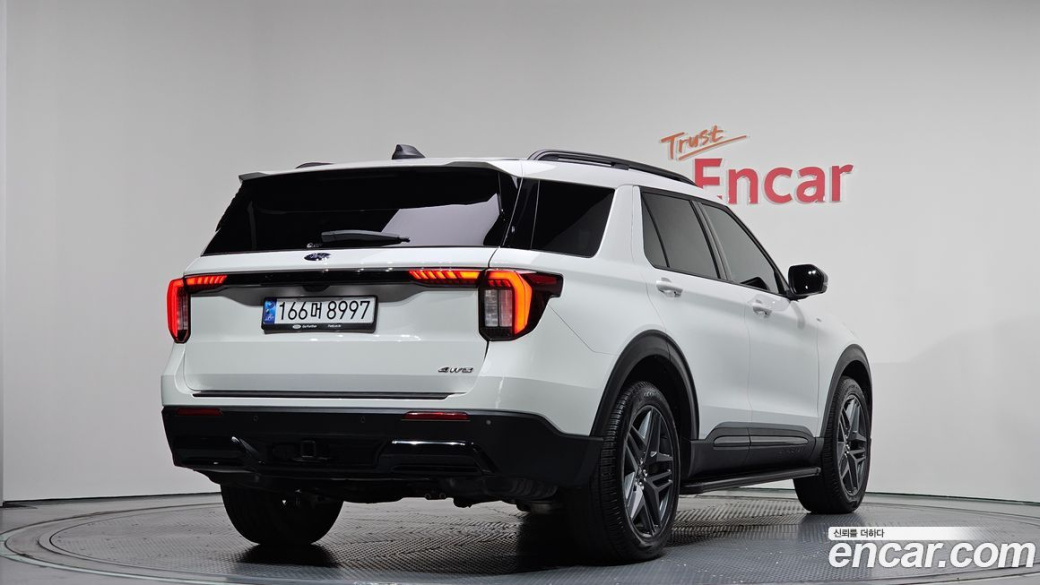 Ford Explorer 2.3 ST-Line 4WD, 2025