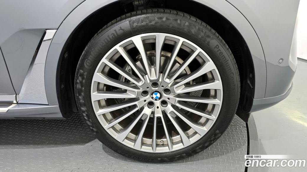 BMW X7 xDrive 40i Design Pure Excellence 6-Seater, 2023