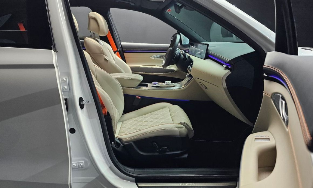 Genesis GV70 2.5T Gasoline 2WD, 2025