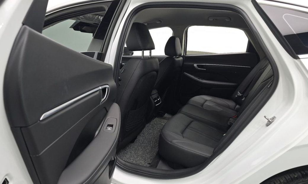 Hyundai Sonata 2.0, 2024