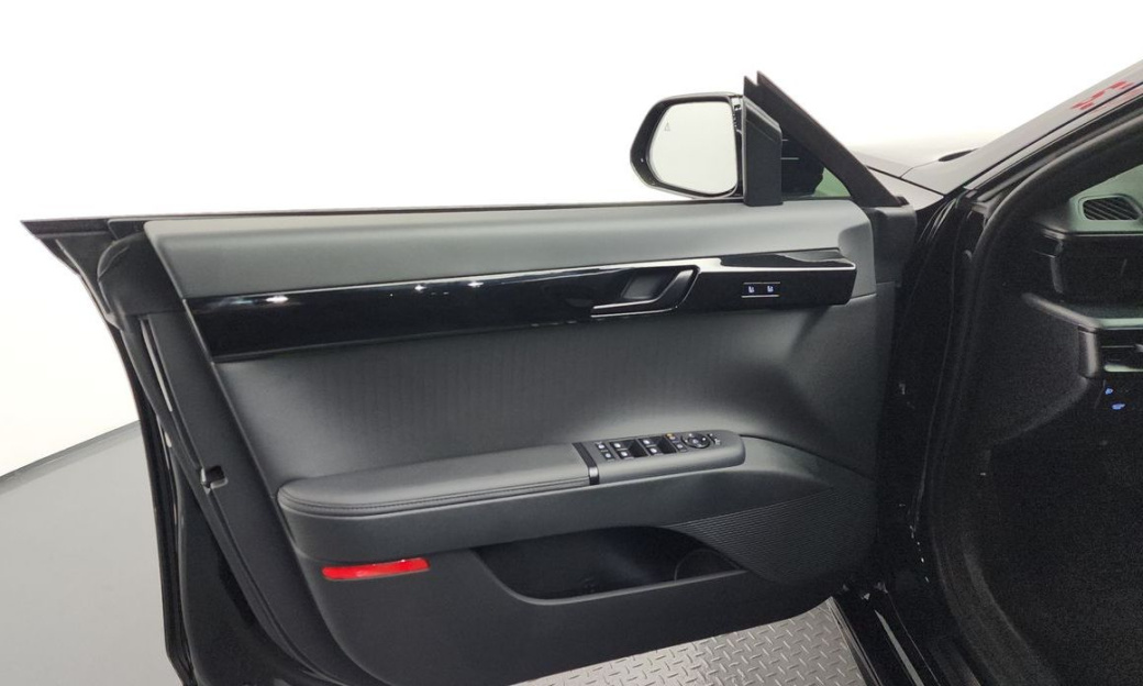 Hyundai Grandeur 2,5 Gasoline 2WD, 2025