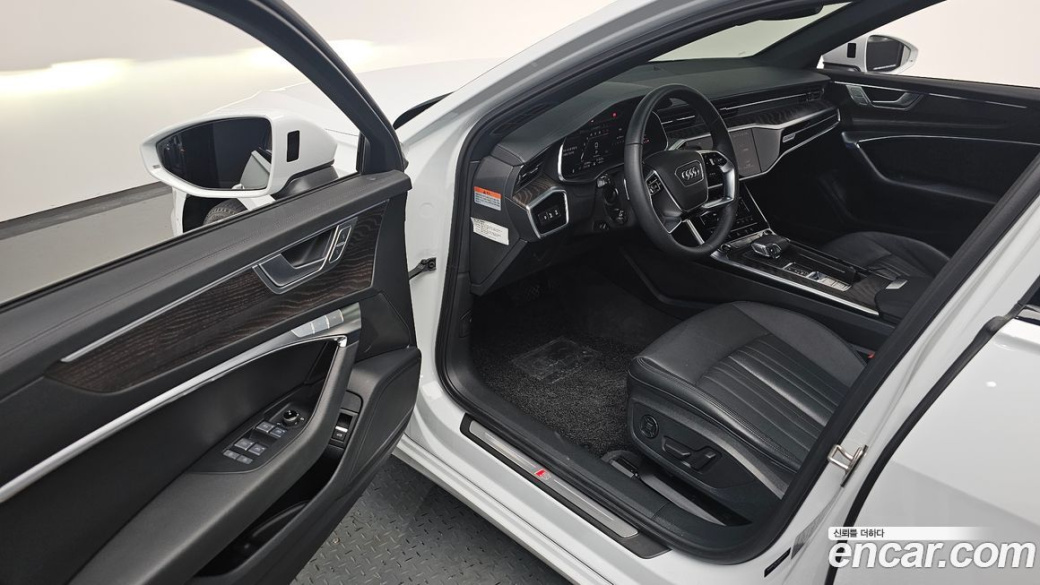 Audi A6 45 TFSI Quattro Premium, 2023