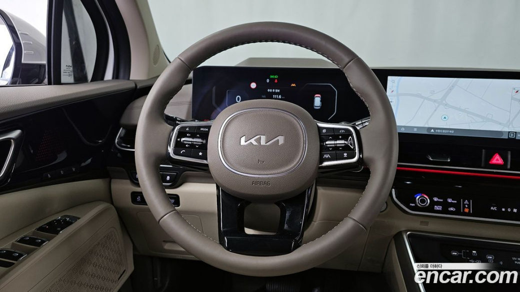 Kia Carnival 9-Seater Hi Limousine, 2025