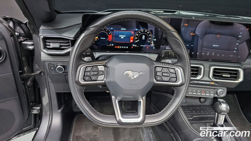 Ford Mustang 2.3 Ecoboost Premium Convertible, 2024