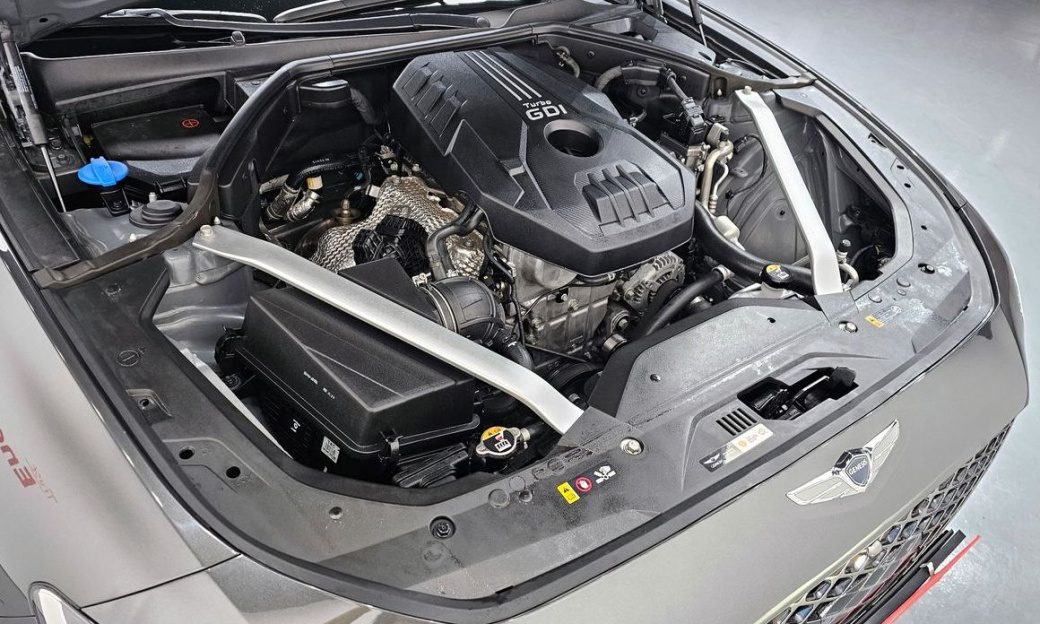 Genesis G70 Gasoline 2.0T 2WD, 2023