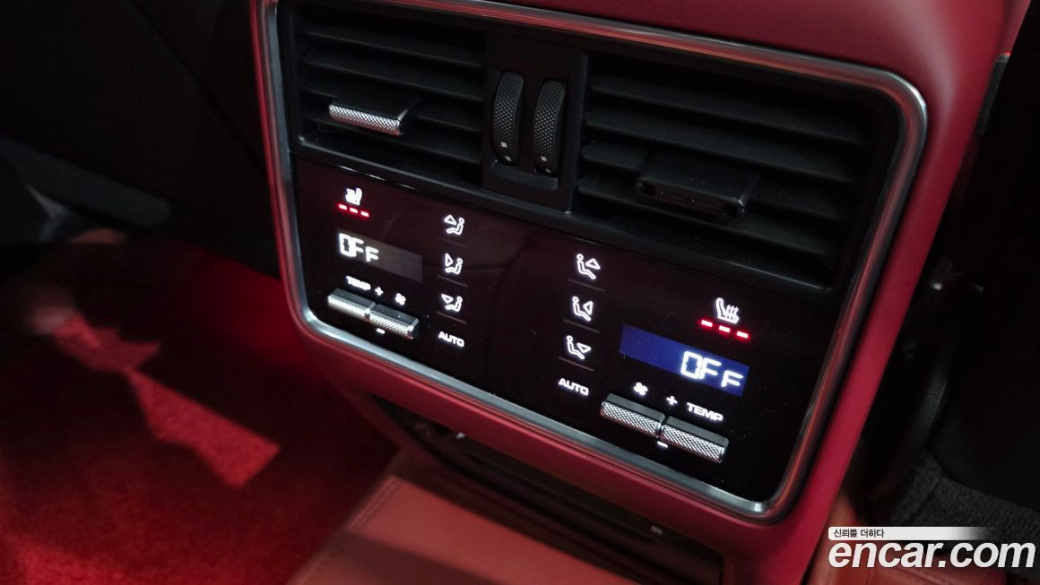 Porsche Cayenne 3.0 PLATINUM EDITION, 2023