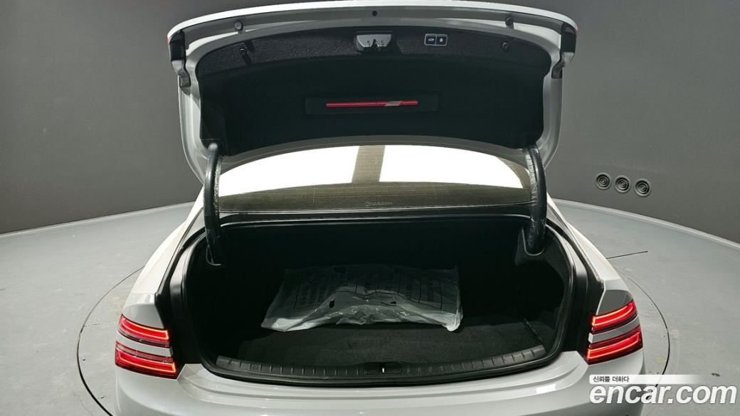 Genesis G80 Gasoline 2.5 Turbo AWD, 2023