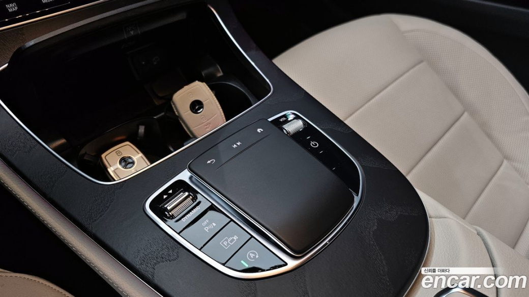 Mercedes-Benz E-Class E250 AMG Line, 2023