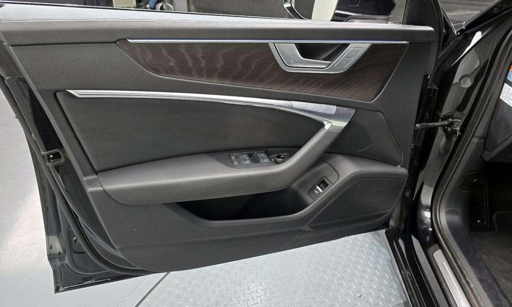 Audi A6 45 TFSI Premium, 2022
